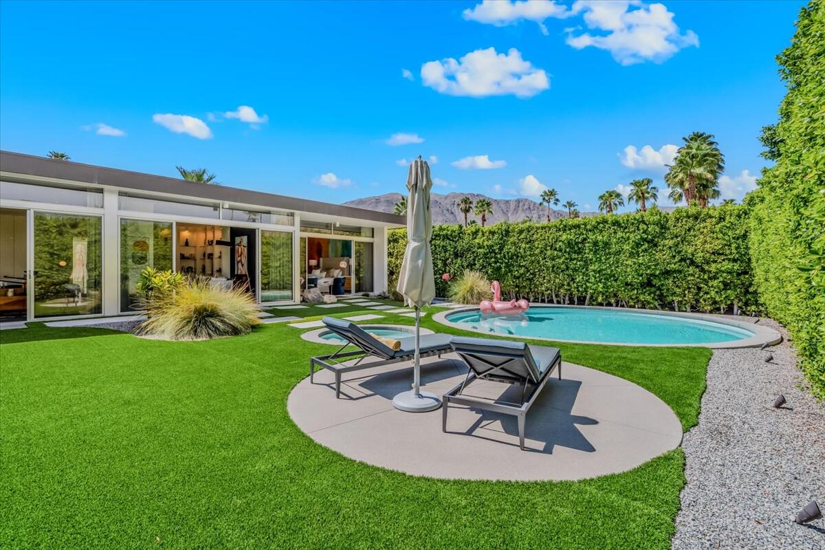 71466 San Gorgonio Road Rancho Mirage, CA 92270 - Photo 35 of 81 a view of a house with backyard porch and sitting area