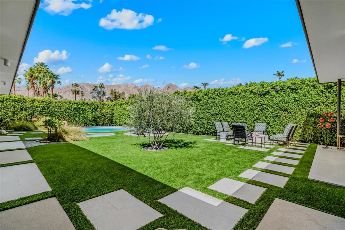 71466 San Gorgonio Road Rancho Mirage, CA 92270 - Photo 37 of 81 a view of a backyard with sitting area