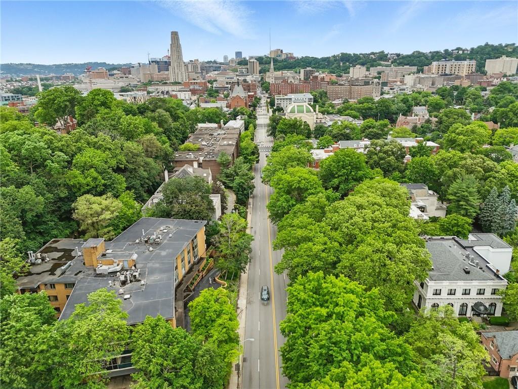 5048 Fifth Avenue, Unit 101 Pittsburgh, PA 15232 - Photo 23 of 24 an aerial view of multiple house