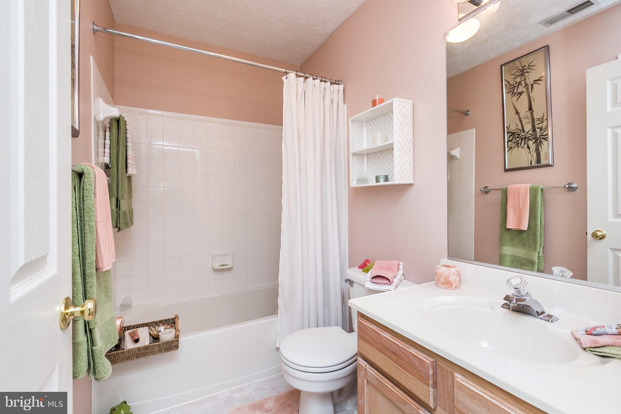 5003 Leasdale Road Baltimore, MD 21237 - Photo 27 of 38 Upper Level Hall Full Bathroom