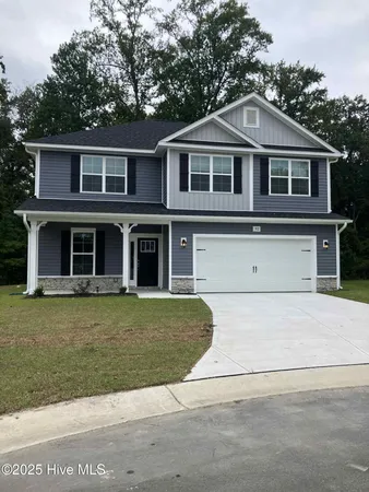 $369,300 | 102 Fishing Creek Drive, New Bern, NC 28562