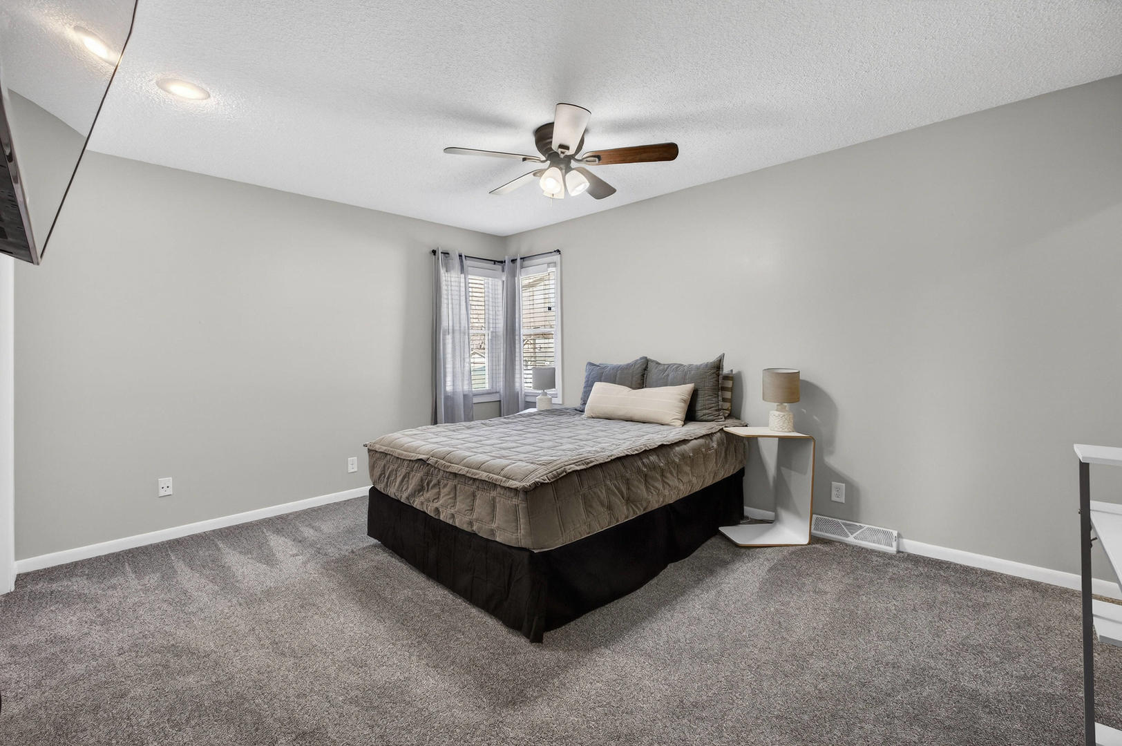 6 Sunset Circle Bettendorf, IA 52722 - Photo 17 of 43
