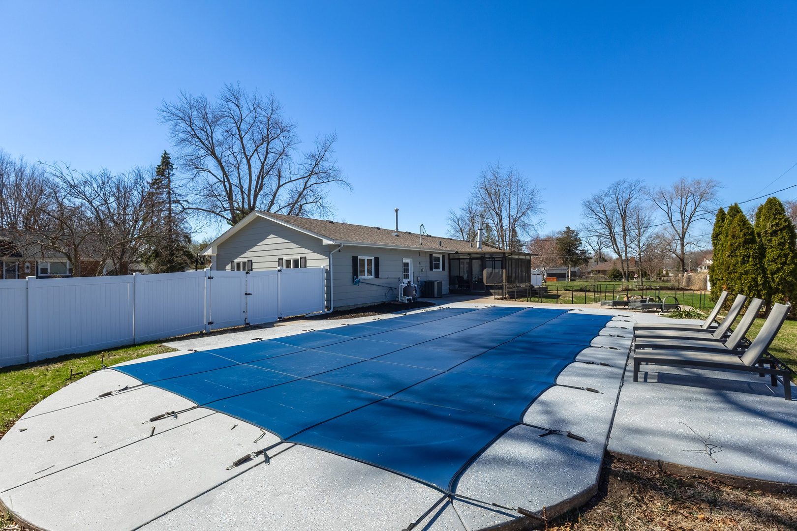 6 Sunset Circle Bettendorf, IA 52722 - Photo 37 of 43