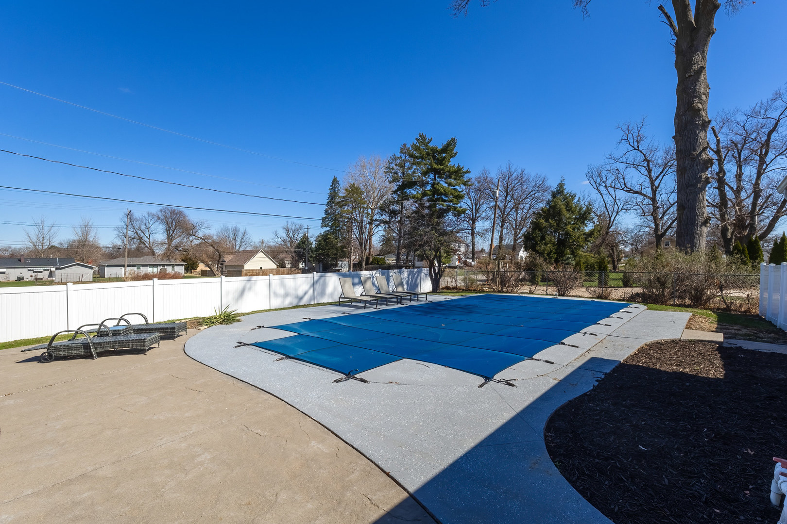 6 Sunset Circle Bettendorf, IA 52722 - Photo 38 of 43