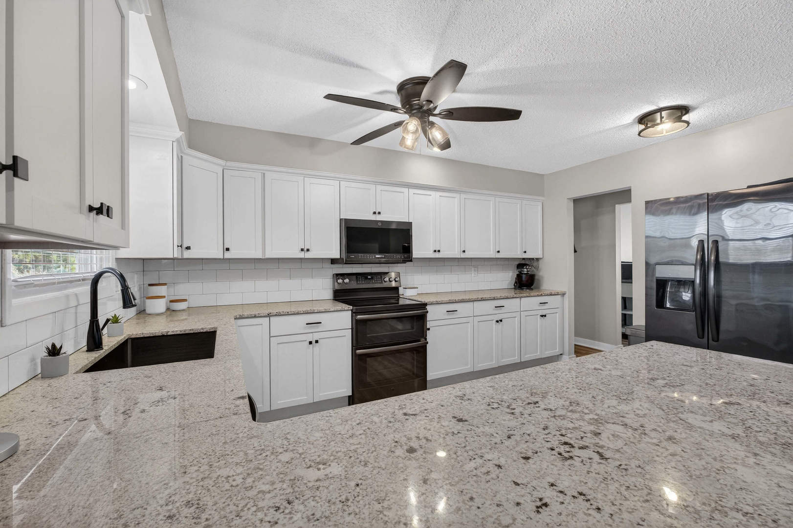 6 Sunset Circle Bettendorf, IA 52722 - Photo 10 of 43
