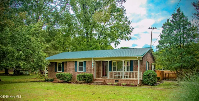 $229,999 | 325 Craven Street, Biscoe, NC 27209