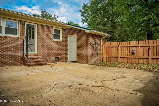 $229,999 | 325 Craven Street, Biscoe, NC 27209