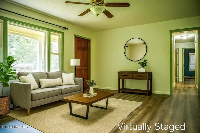 $229,999 | 325 Craven Street, Biscoe, NC 27209