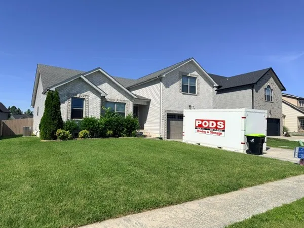 $2,750 | 506 Latham Court, Clarksville, TN 37043