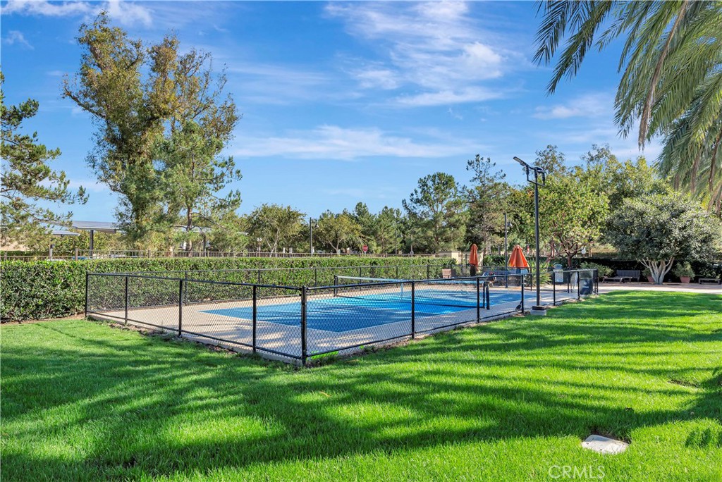 110 Mosswood Irvine, CA 92620 - Photo 33 of 38