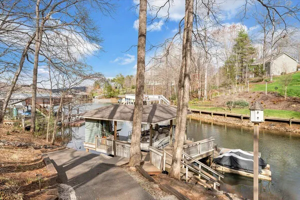 $1,350,000 | 406 Anchor Drive, Moneta, VA 24121