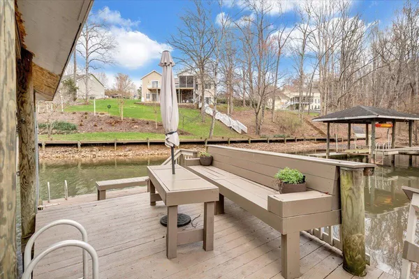 $1,350,000 | 406 Anchor Drive, Moneta, VA 24121