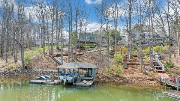 $1,350,000 | 406 Anchor Drive, Moneta, VA 24121