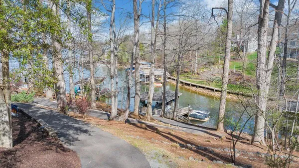$1,350,000 | 406 Anchor Drive, Moneta, VA 24121