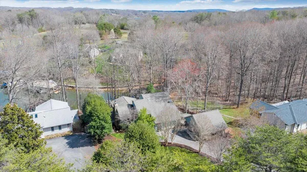 $1,350,000 | 406 Anchor Drive, Moneta, VA 24121