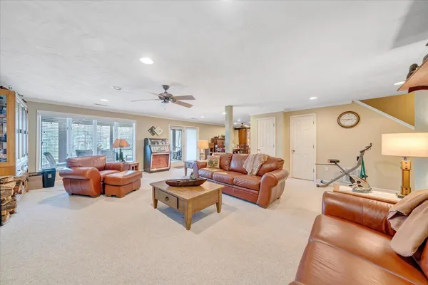 $1,350,000 | 406 Anchor Drive, Moneta, VA 24121