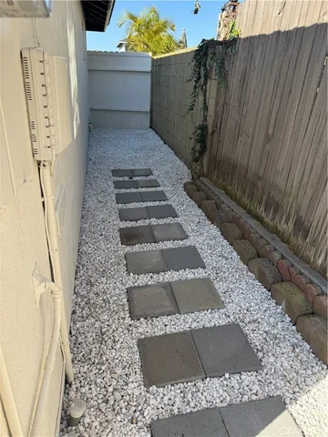 $4,950 | 21142 Miramar Lane, Huntington Beach, CA 92646