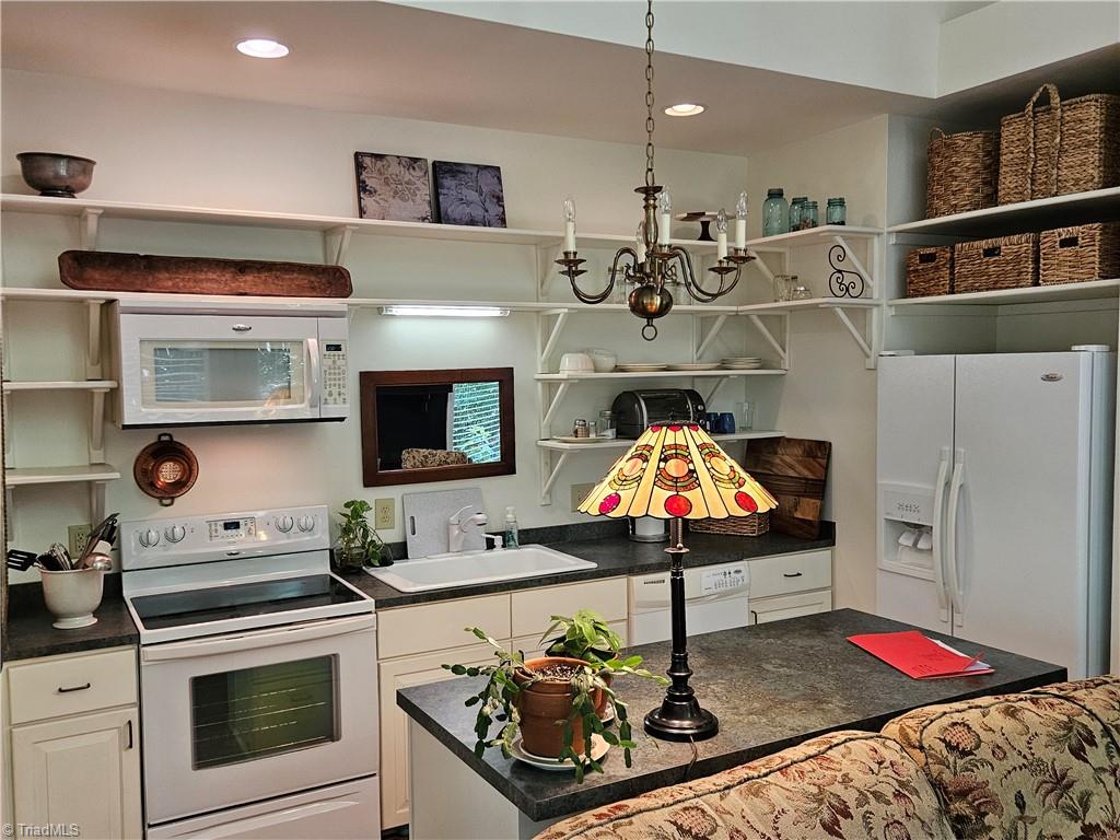 1106 River Road Dobson, NC 27017 - Photo 14 of 36 Gallery Image 14