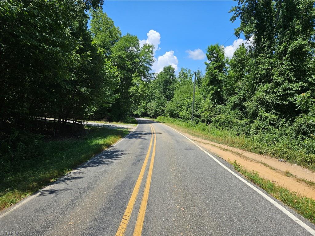 1106 River Road Dobson, NC 27017 - Photo 27 of 36 Gallery Image 27
