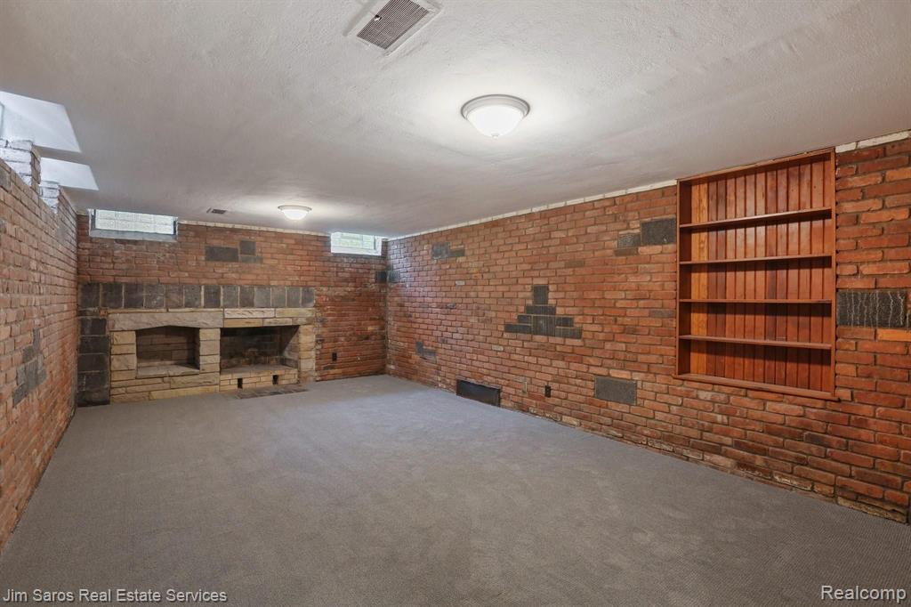 748 Pemberton Road Grosse Pointe Park, MI 48230 - Photo 27 of 37