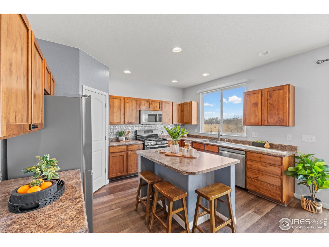 765 Rodgers Circle Platteville, CO 80651 - Photo 11 of 45 Plenty of space to prep and entertain!