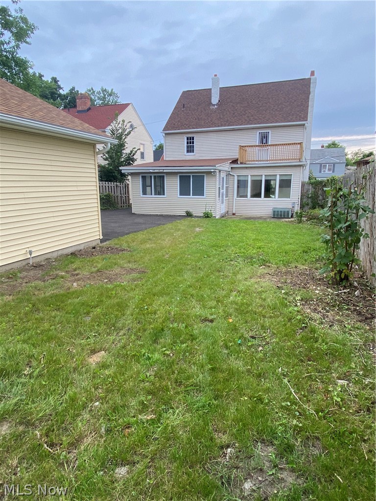 3161 Ashwood Road Cleveland, OH 44120 - Photo 16 of 19 Gallery Image 16