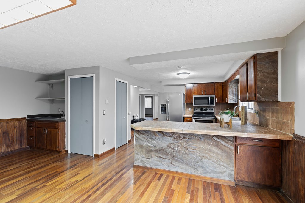 7992 Amor Drive Clay, NY 13041 - Photo 20 of 50