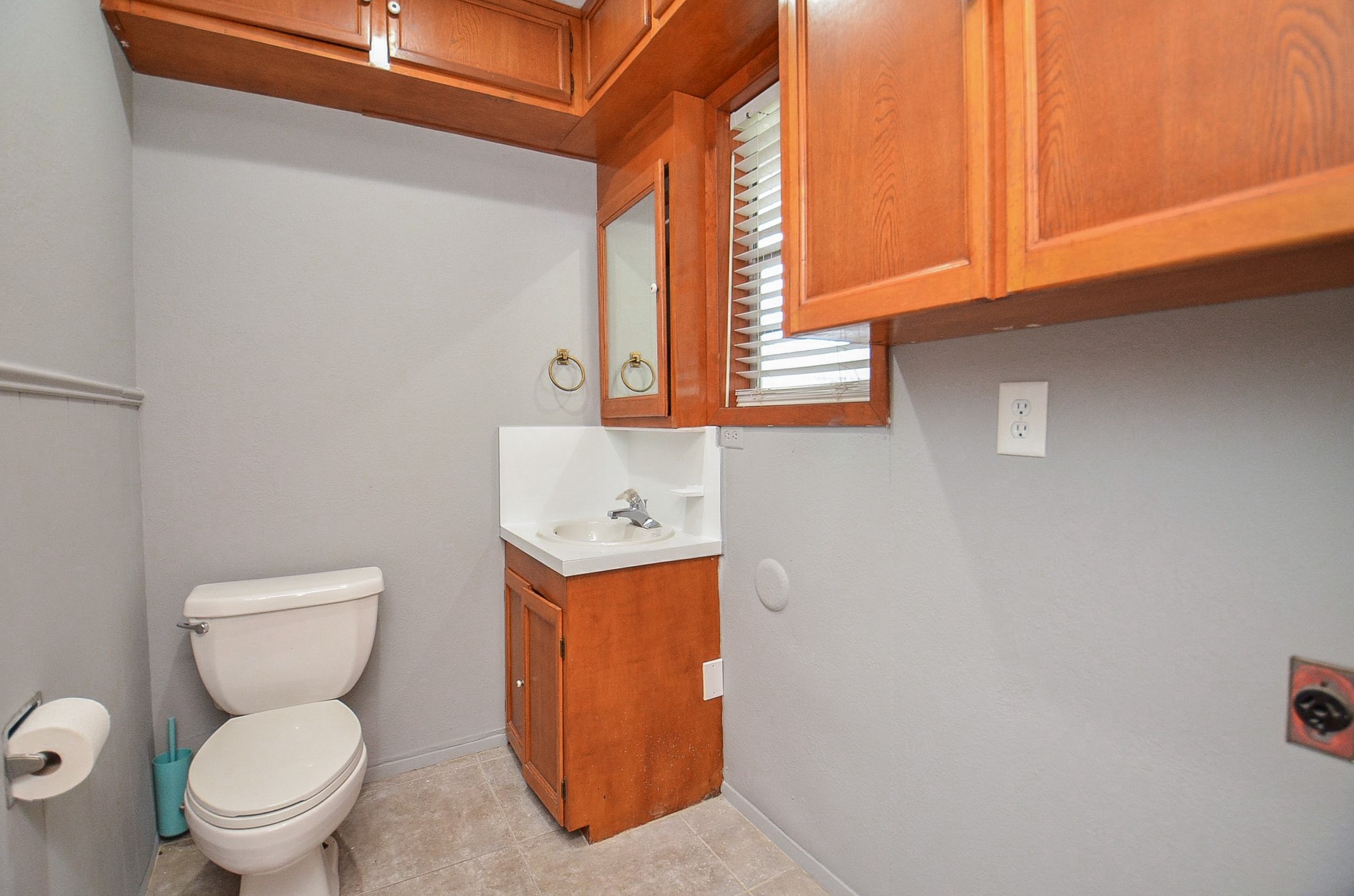 6322 Clemson Street Houston, TX 77092 - Photo 12 of 20