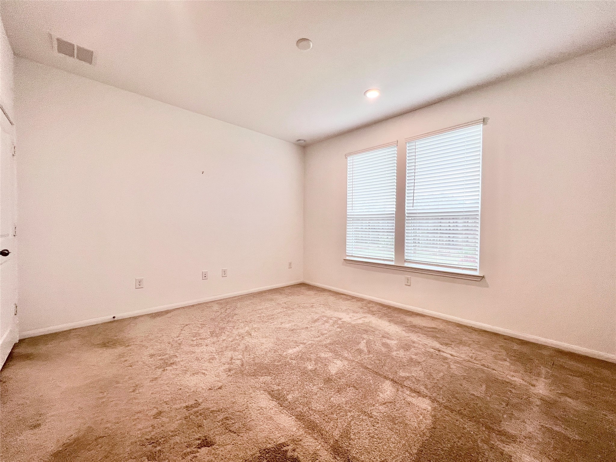 17835 Plow Horse Lane Hockley, TX 77447 - Photo 13 of 41 an empty room with a window
