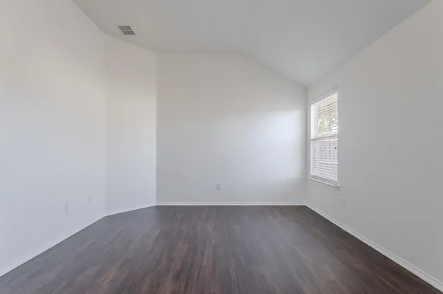 $267,900 | 809 Sierra Circle Drive, Burleson, TX 76028