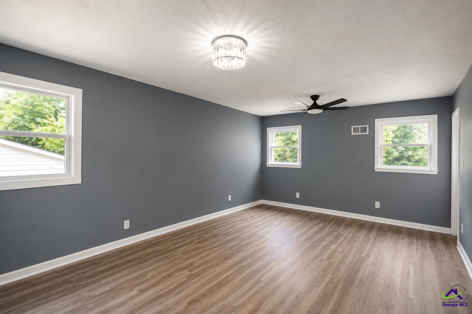 893 McCall Road Macon, GA 31217 - Photo 8 of 18