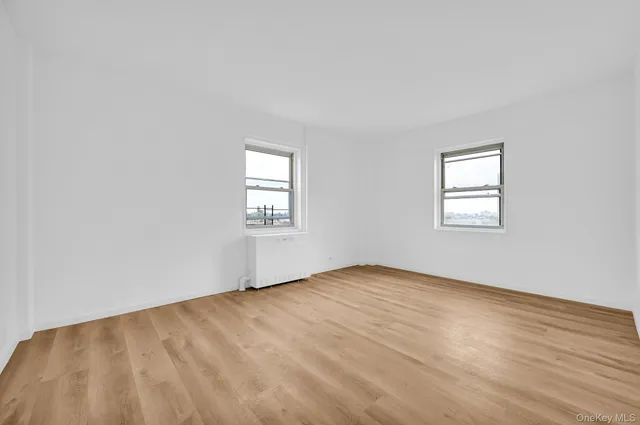 $266,000 | 3 Fordham Hill Ovl, Unit 14F | University Heights