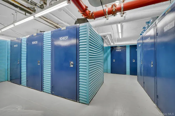 $225,000 | 3 Fordham Hill Ovl, Unit 14F | University Heights