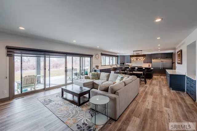 $1,625,000 | 322 North 4500 East, Rigby, ID 83442