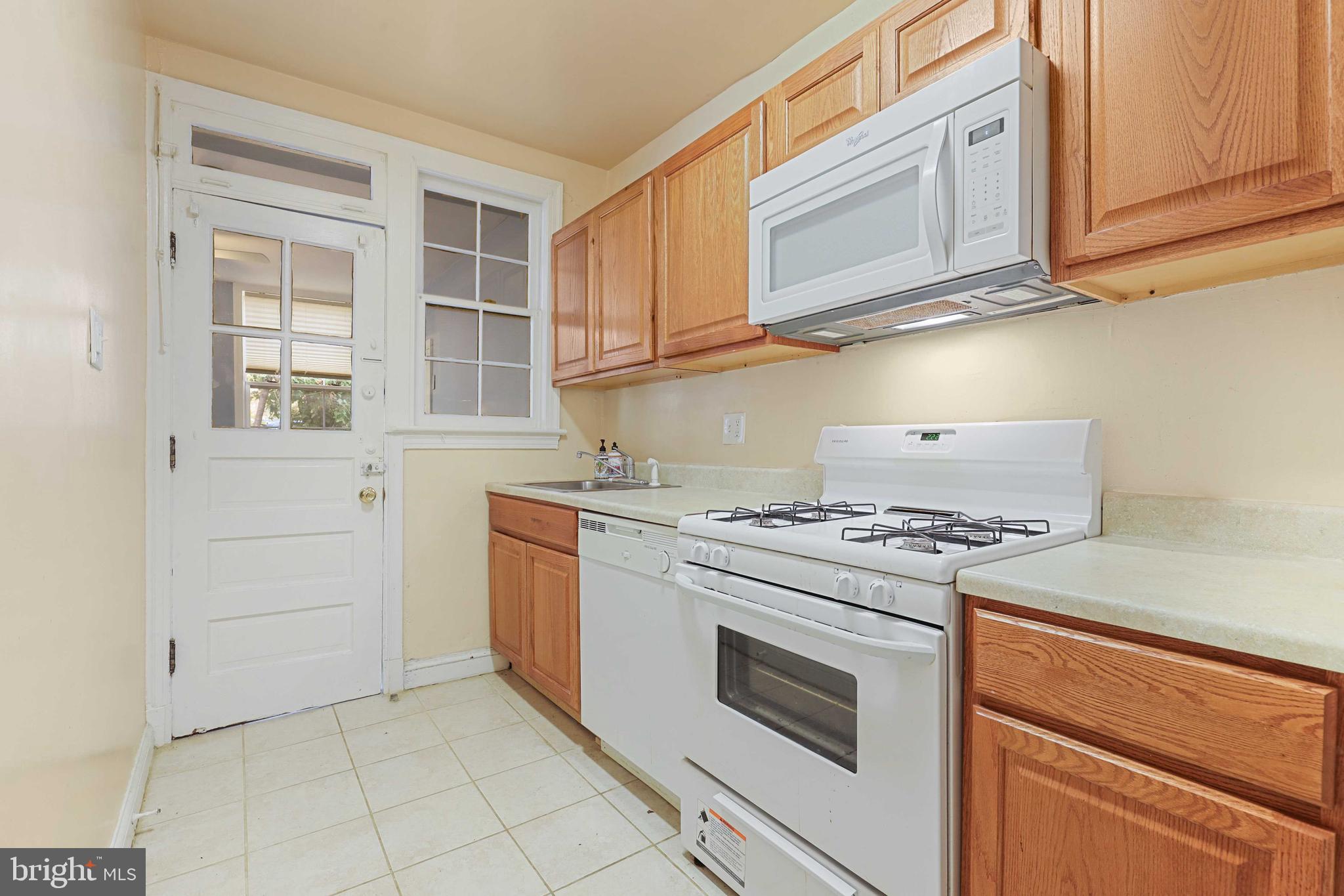 3929 Fulton Street Northwest Washington, DC 20007 - Photo 14 of 36