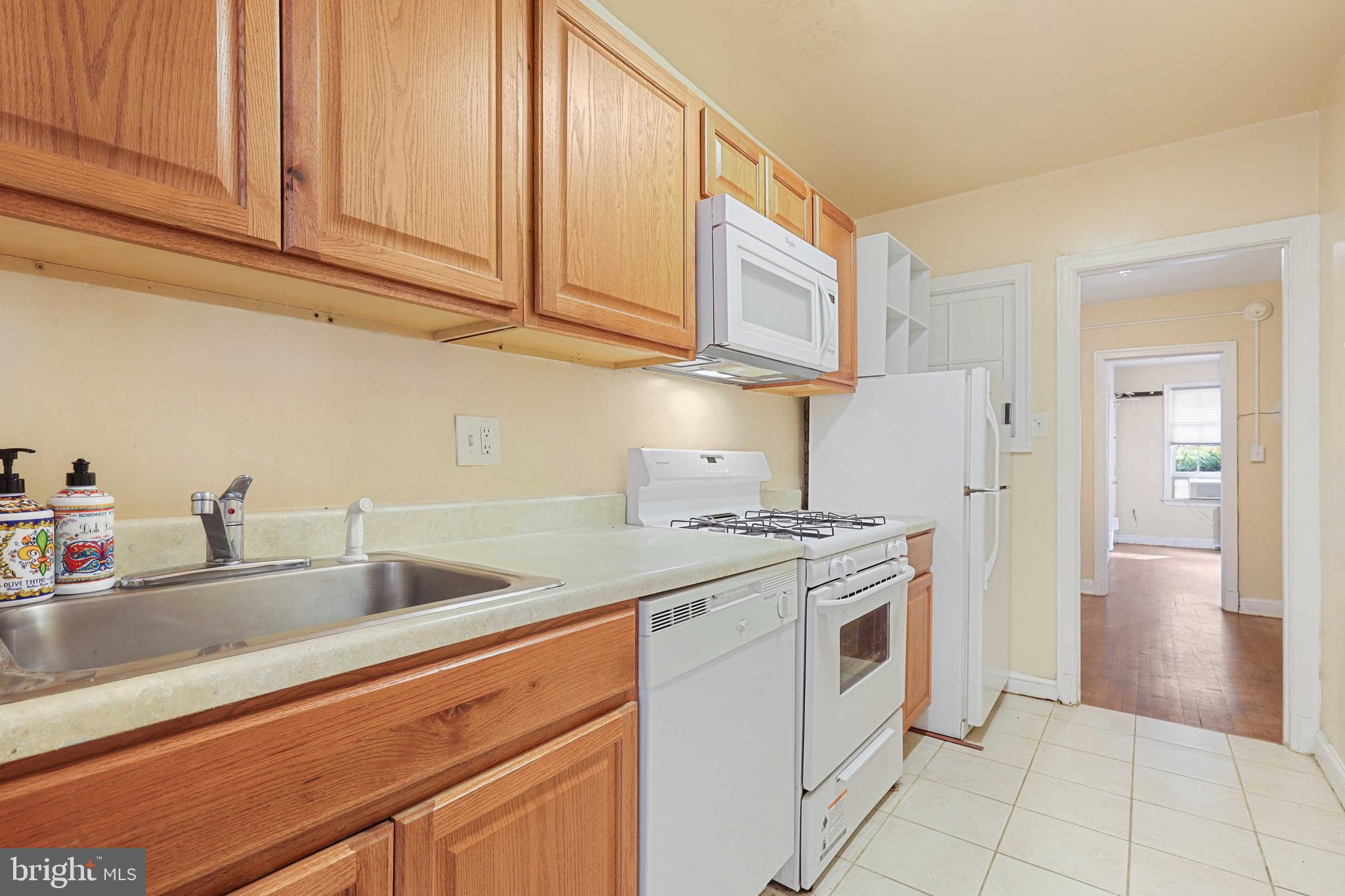 3929 Fulton Street Northwest Washington, DC 20007 - Photo 15 of 36