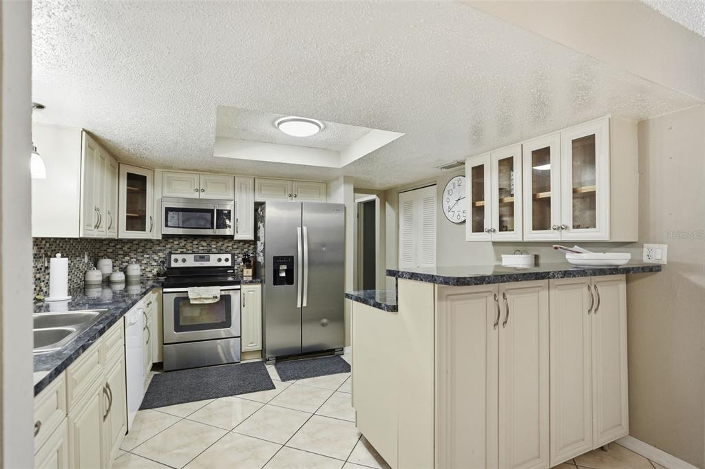 13380 Barlington Street Spring Hill, FL 34609 - Photo 23 of 65