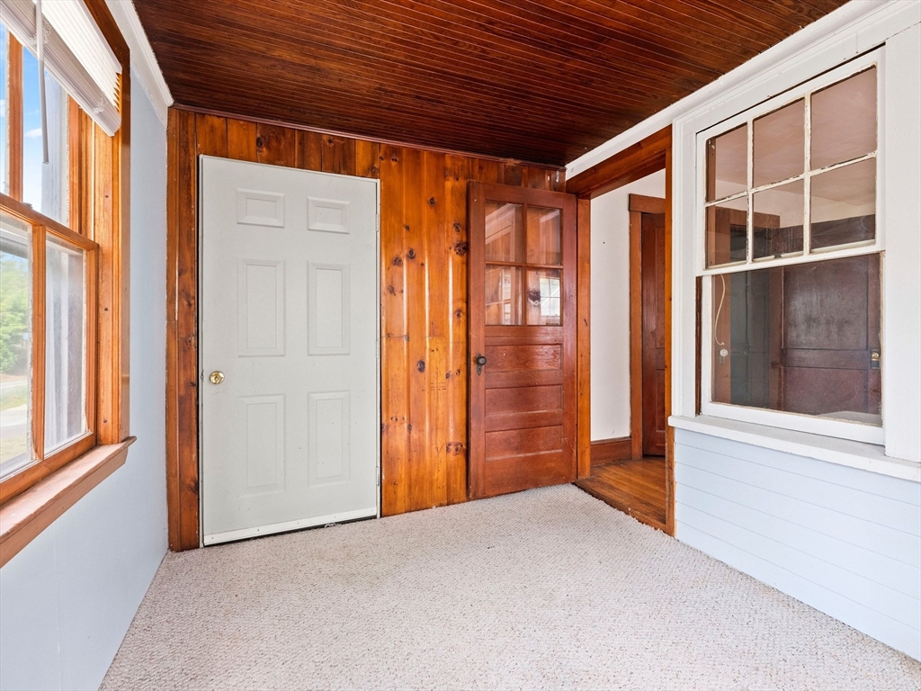 104 Great Road Maynard, MA 01754 - Photo 18 of 36