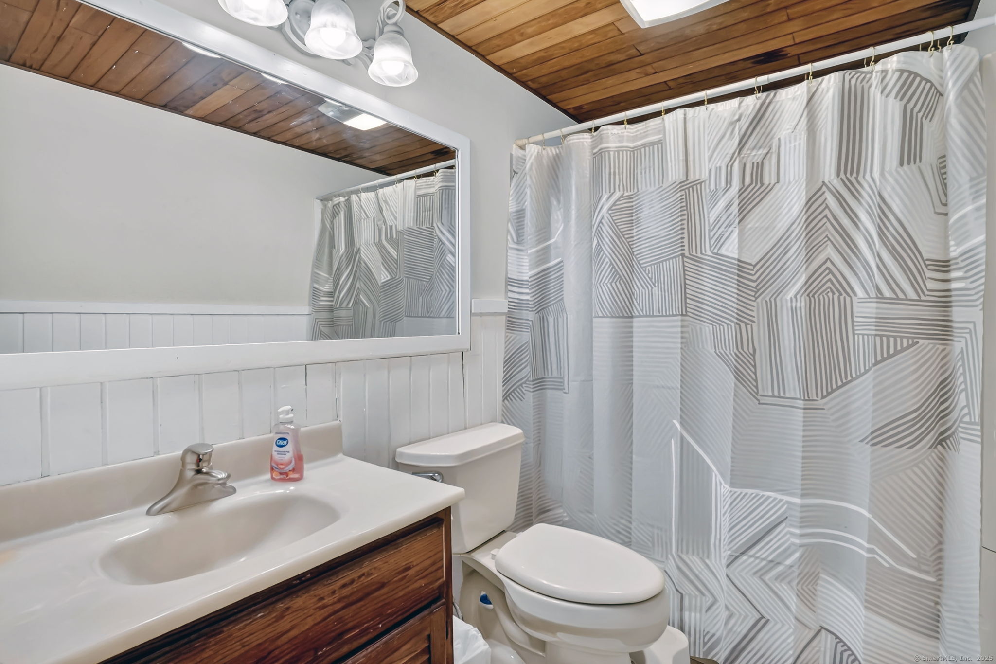 155 Sheridan Road Enfield, CT 06082 - Photo 17 of 36