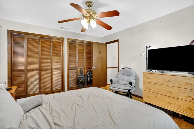 $290,000 | 155 Sheridan Road, Enfield, CT 06082