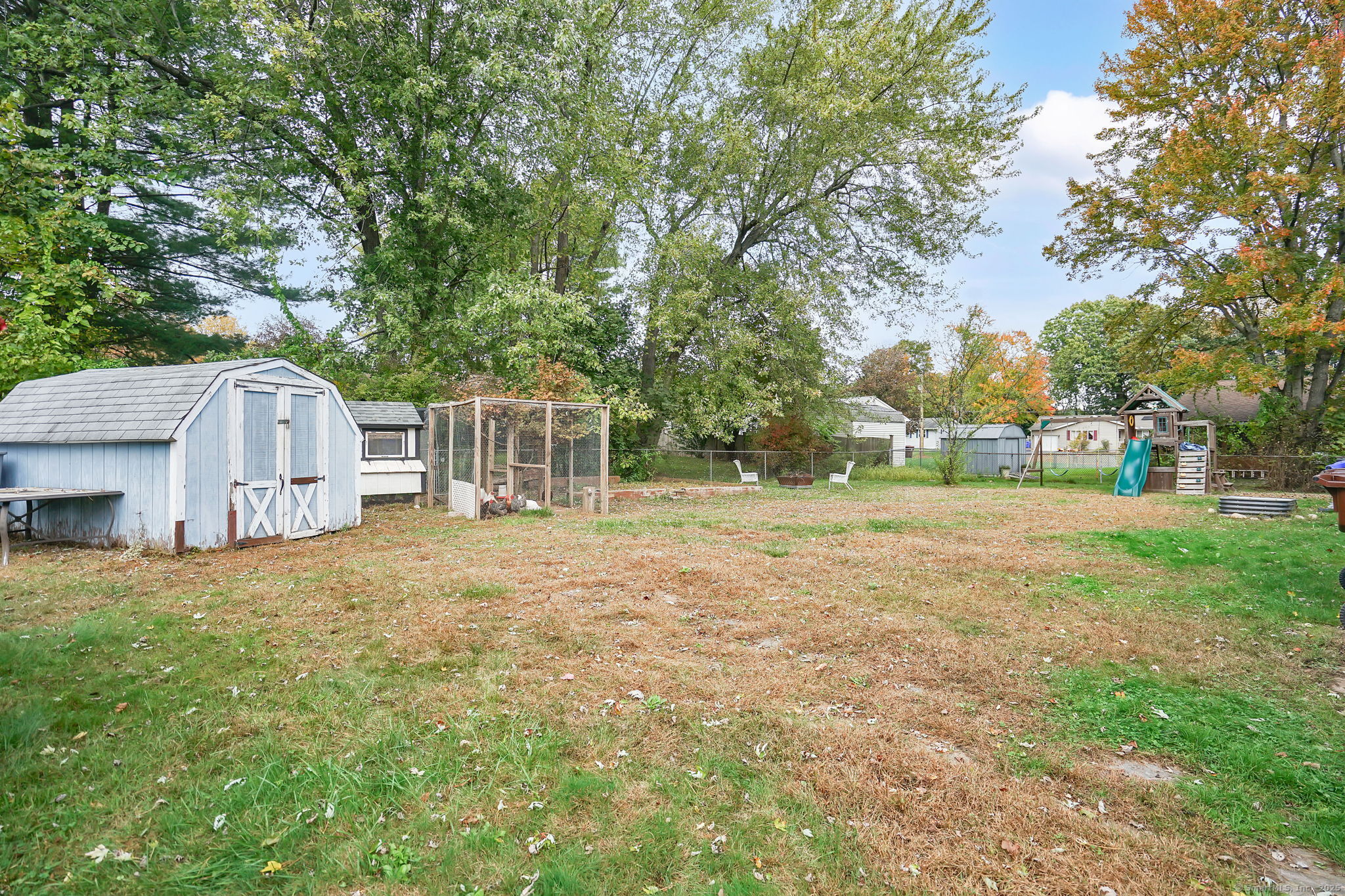 155 Sheridan Road Enfield, CT 06082 - Photo 33 of 36