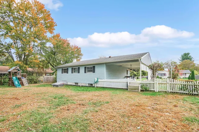 $290,000 | 155 Sheridan Road, Enfield, CT 06082