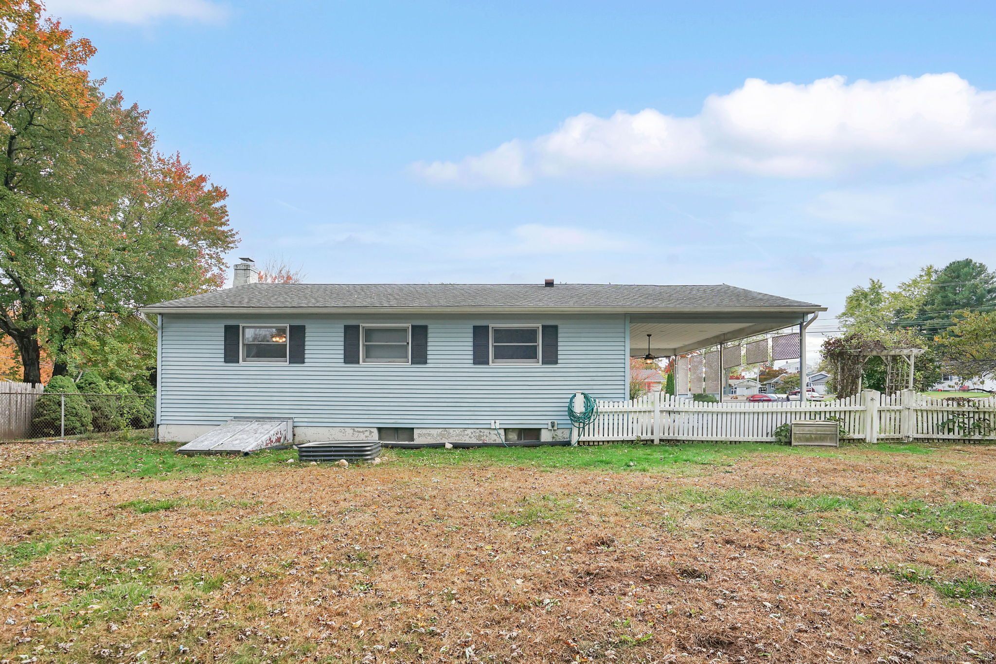 155 Sheridan Road Enfield, CT 06082 - Photo 35 of 36