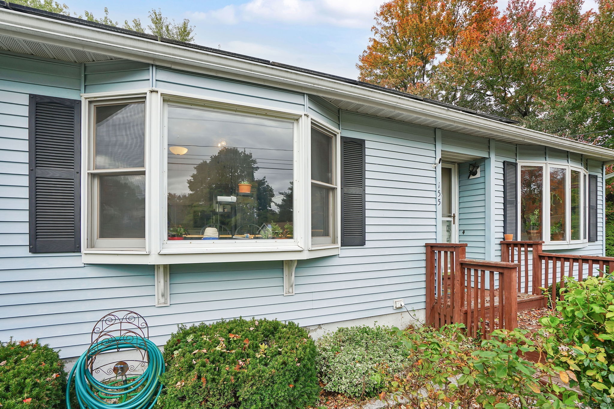 155 Sheridan Road Enfield, CT 06082 - Photo 4 of 36