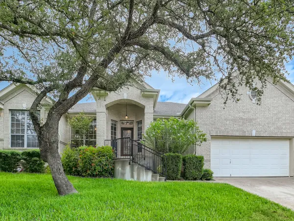 $3,700 | 11918 Loomis Drive, Austin, TX 78738