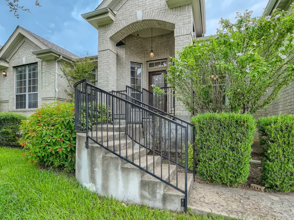 $3,700 | 11918 Loomis Drive, Austin, TX 78738