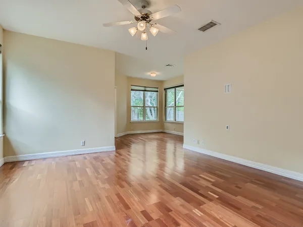 $3,700 | 11918 Loomis Drive, Austin, TX 78738