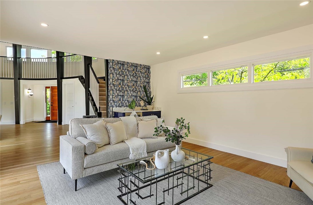 33 Intervale Road Providence, RI 02906 - Photo 12 of 50