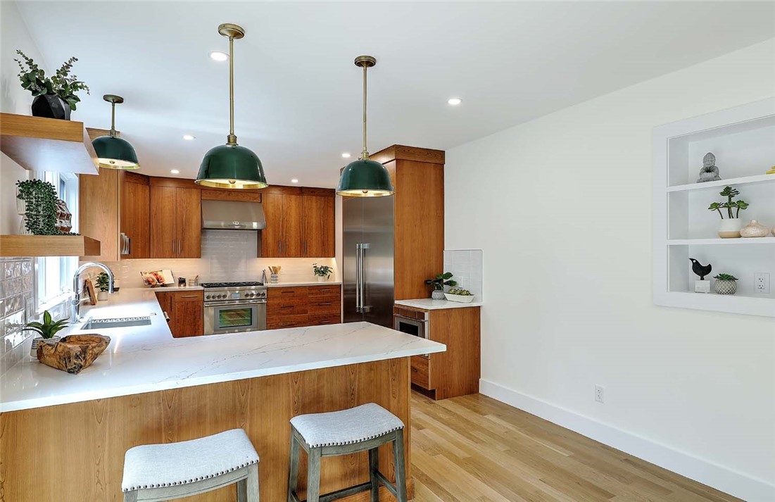 33 Intervale Road Providence, RI 02906 - Photo 18 of 50