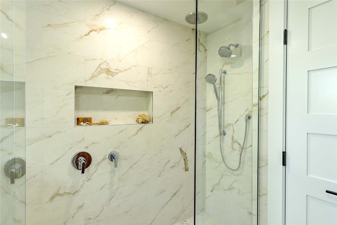 33 Intervale Road Providence, RI 02906 - Photo 35 of 50